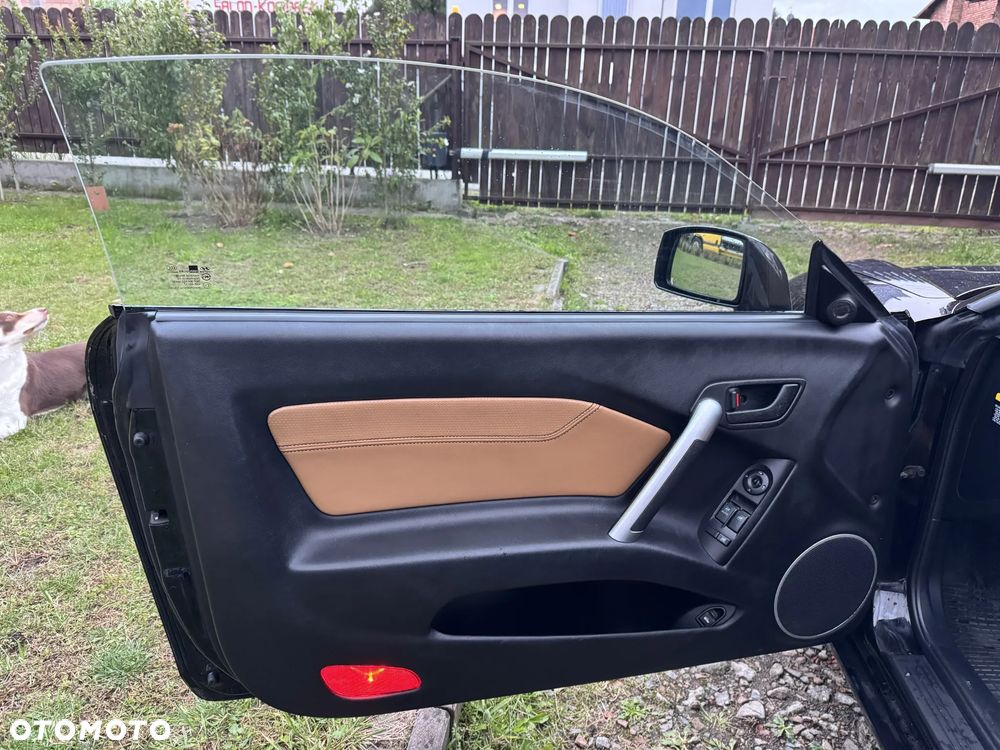 Hyundai Coupe 2.0 Middle - 15