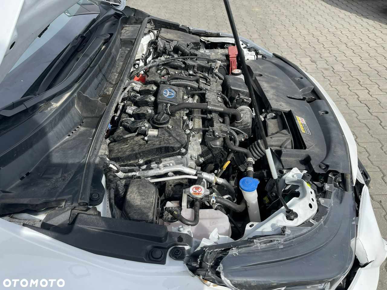 Toyota Corolla 1.8 Hybrid Touring Sports Comfort - 13