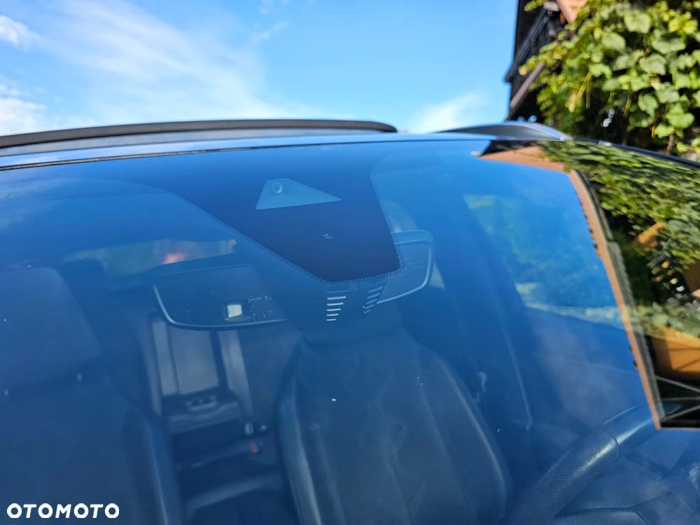 DS Automobiles DS 7 Crossback 1.6 PureTech Performance Line + - 32