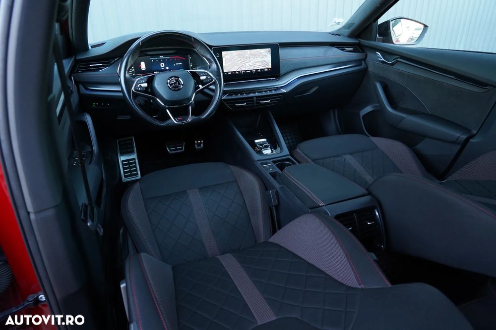 Skoda Octavia 2.0 TDI DSG RS Plus - 9