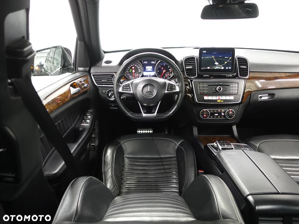Mercedes-Benz GLS 350 d 4Matic 9G-TRONIC AMG Line - 31