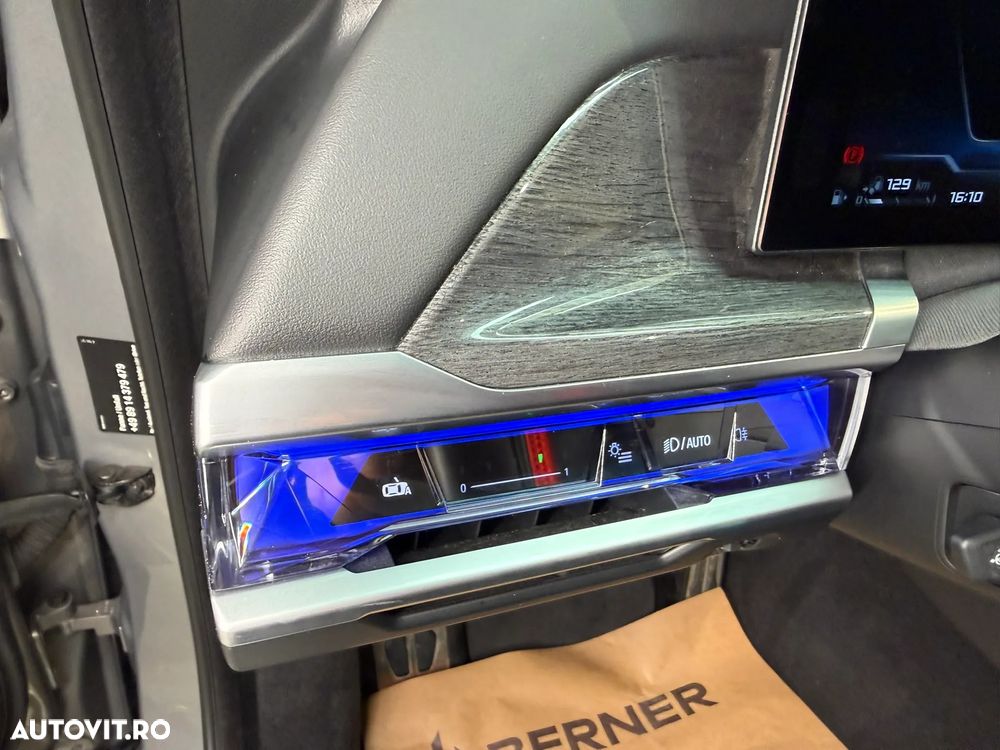 BMW M7 M760e xDrive AT PHEV - 16