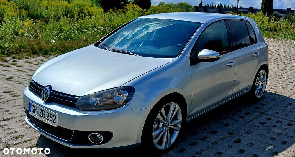 Volkswagen Golf 2.0 TDI DPF BlueMotion Technology Comfortline - 17