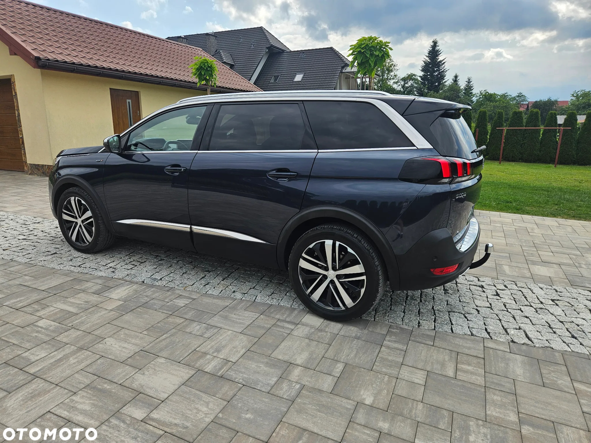 Peugeot 5008 BlueHDI 180 EAT8 GT Pack - 11