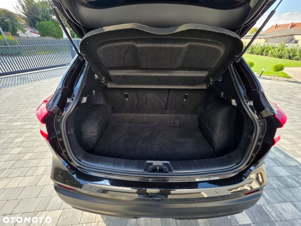 Nissan Qashqai - 25