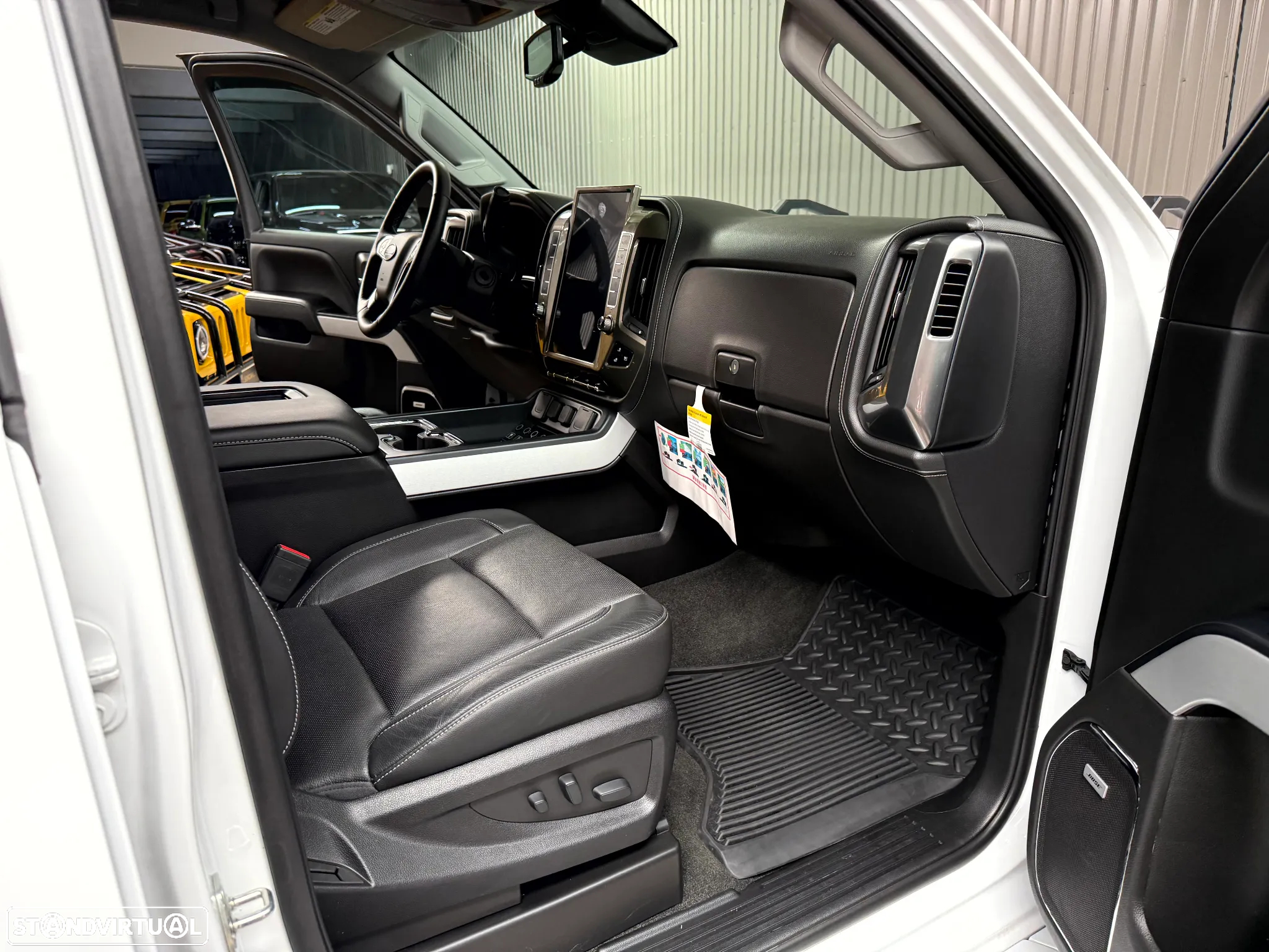 Hummer H2 - 27