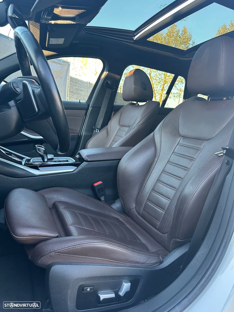 BMW 330 e Aut. Sport Line - 29