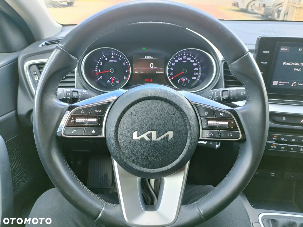 Kia Ceed 1.5 T-GDI M - 14