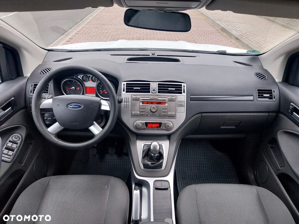 Ford Kuga - 5