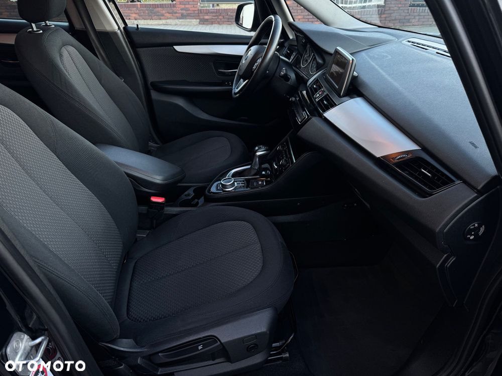 BMW Seria 2 216d GT Sport Line - 19