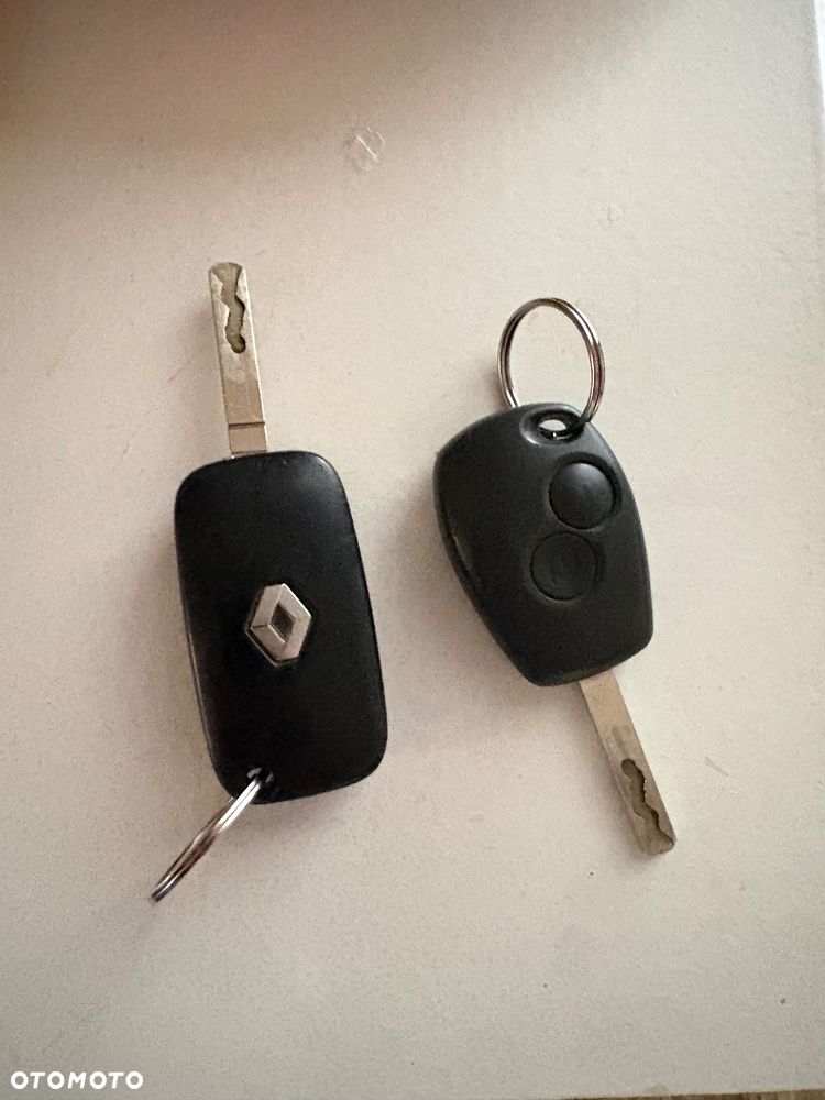 Renault Clio 1.2 TCE Authentique - 17