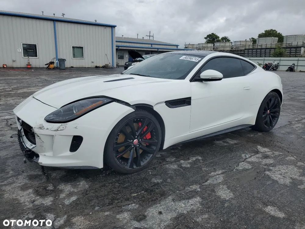 Jaguar F-Type - 2