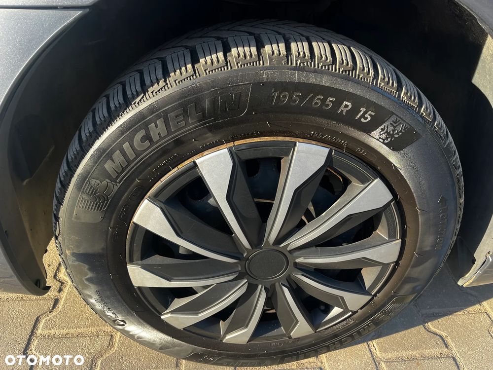 Citroën C4 1.6 HDi Equilibre - 17