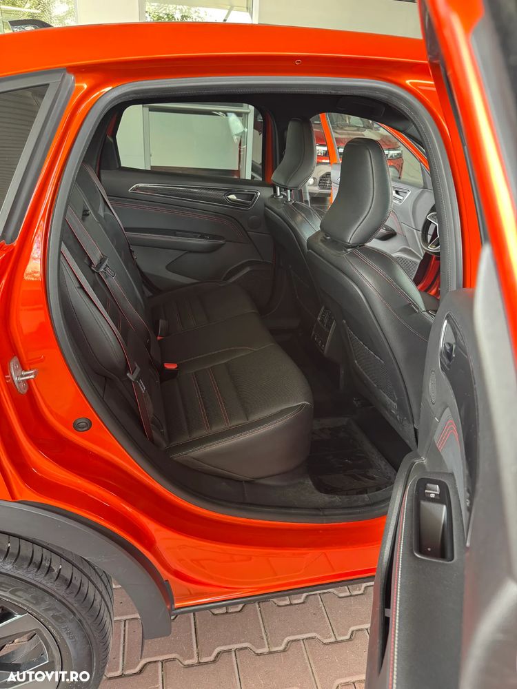Renault Arkana E-TECH 145 R.S.LINE - 14