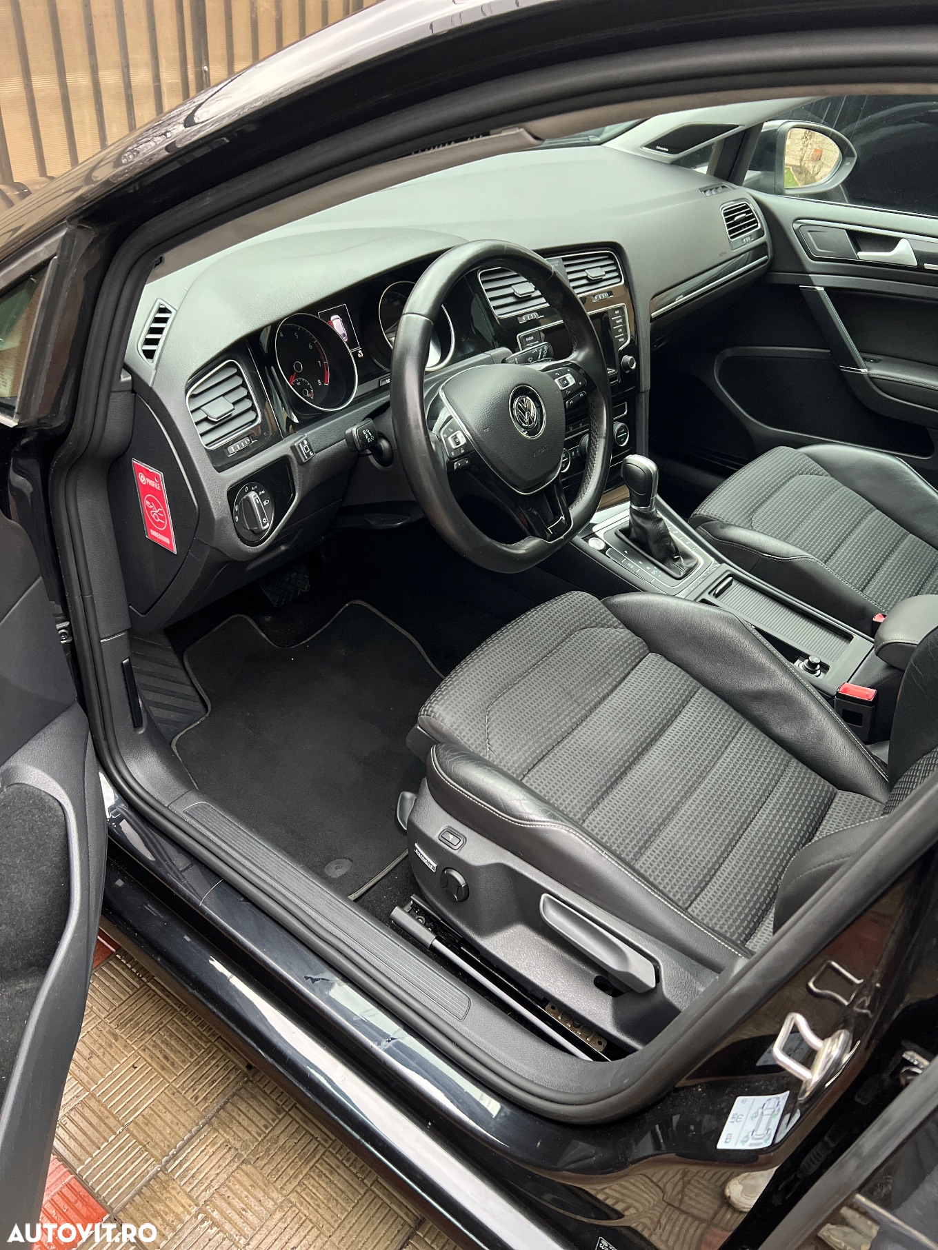 Volkswagen Golf 1.4 TSI BlueMotion Technology DSG Highline - 7