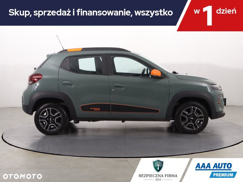 Dacia Spring - 8