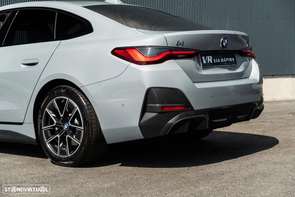 BMW i4 eDrive40 Pack Desportivo M - 39