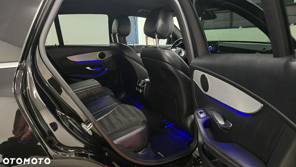 Mercedes-Benz GLC 220 d 4Matic 9G-TRONIC AMG Line Plus - 6