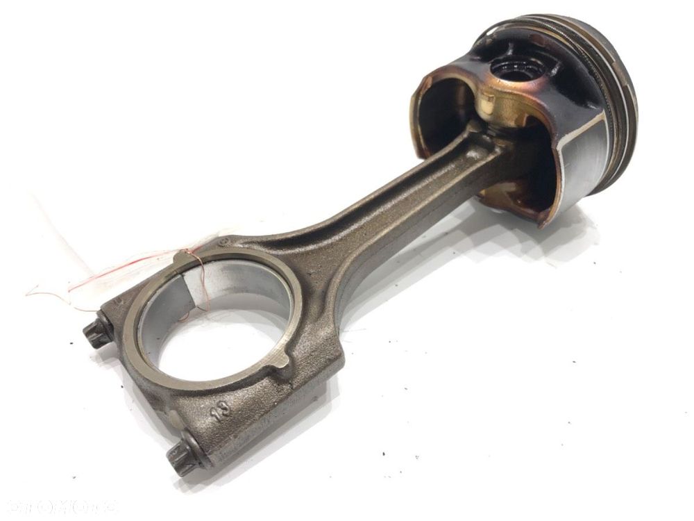 TŁOK Z KORBOWODEM - 147.00 PLN - AUDI A4 B8 Avant (8K5) 2007 - 2015 1.8 TFSI 118 kW [160 KM] - 2