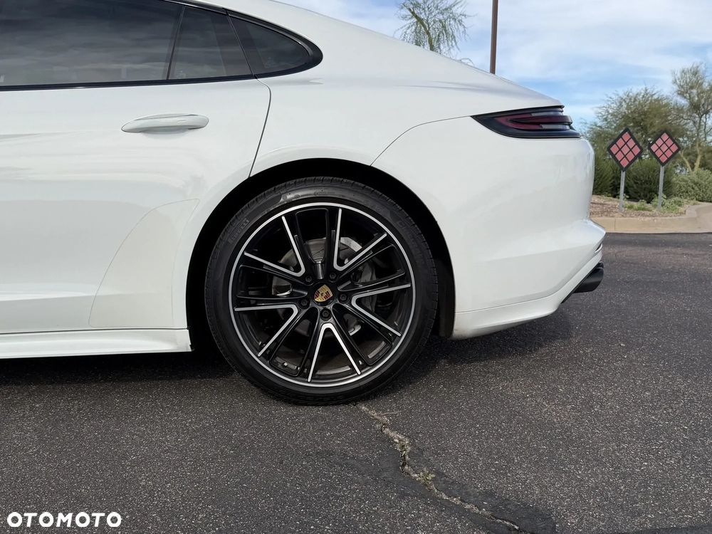 Porsche Panamera - 14