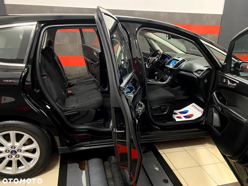 Ford S-Max 2.0 TDCi Titanium - 21