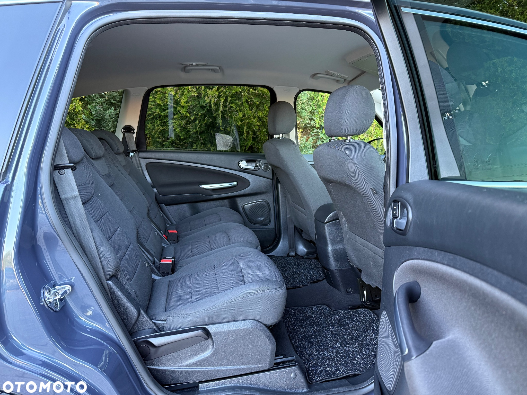 Ford S-Max - 16