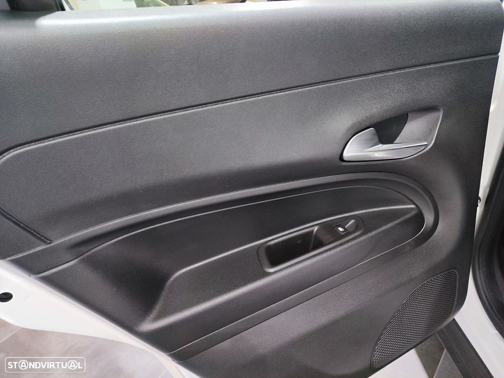 Fiat 600 1.2 Hybrid Icon - 28