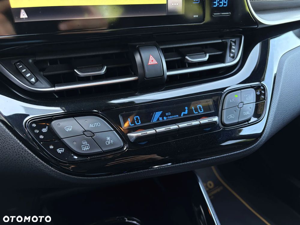 Toyota C-HR 1.2 Turbo Multidrive Lounge - 32