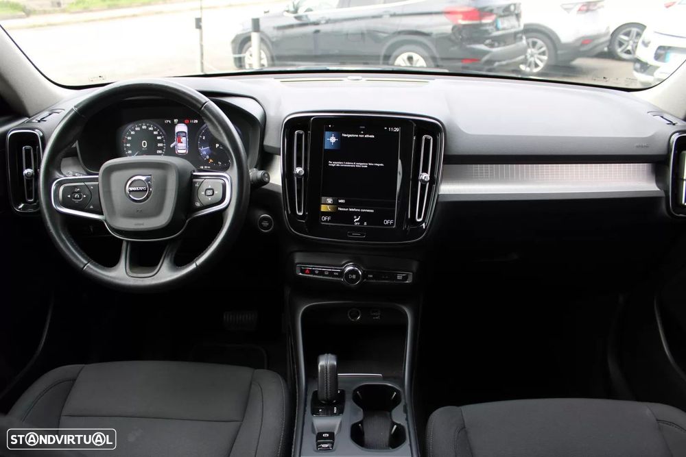 Volvo XC 40 - 18