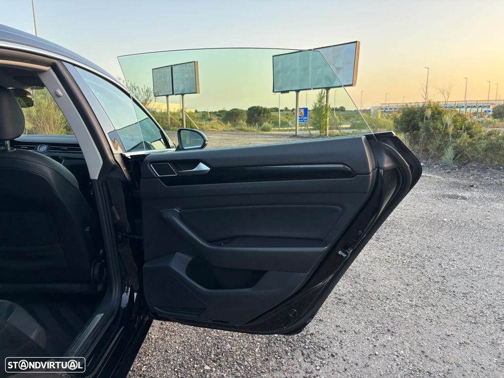 VW Arteon 2.0 TDI Elegance DSG - 30