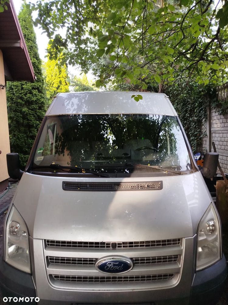 Ford Transit - 1