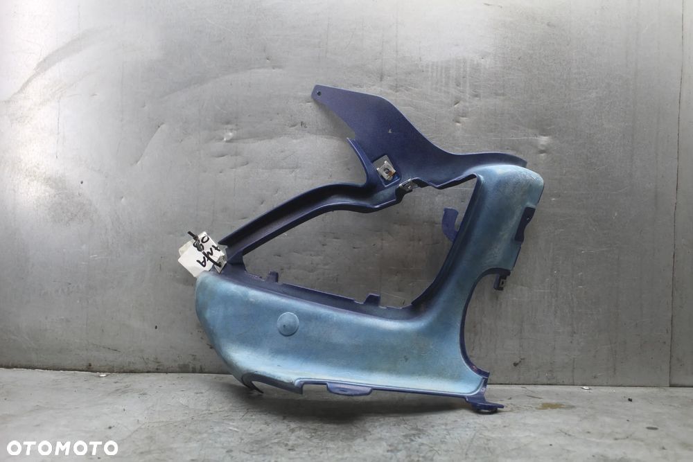 Aprilia habana 125 Bok boczek owiewka osłona prawa wypełnienie - 1