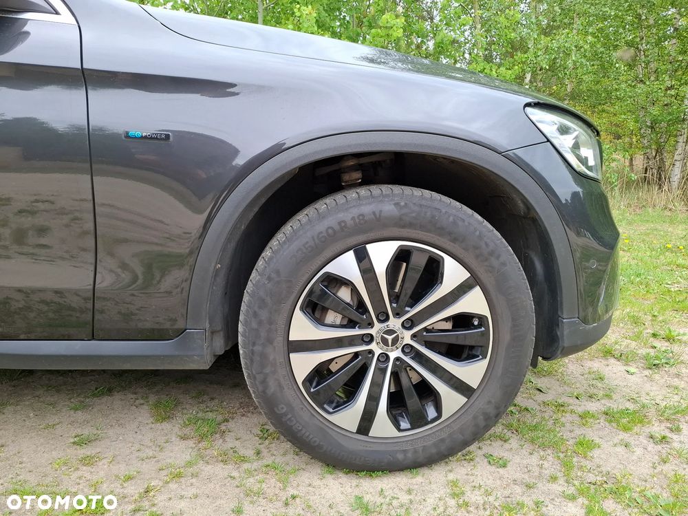 Mercedes-Benz GLC 300 de 4Matic 9G-TRONIC - 9