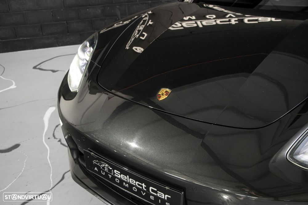 Porsche Panamera Sport Turismo - 45