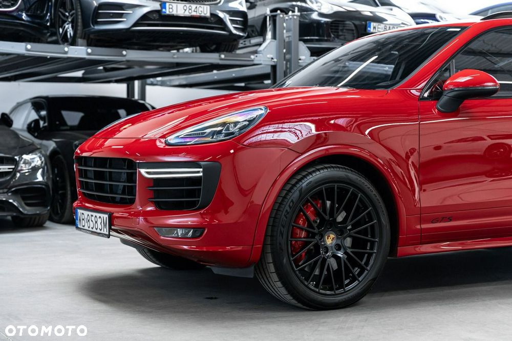 Porsche Cayenne GTS - 14