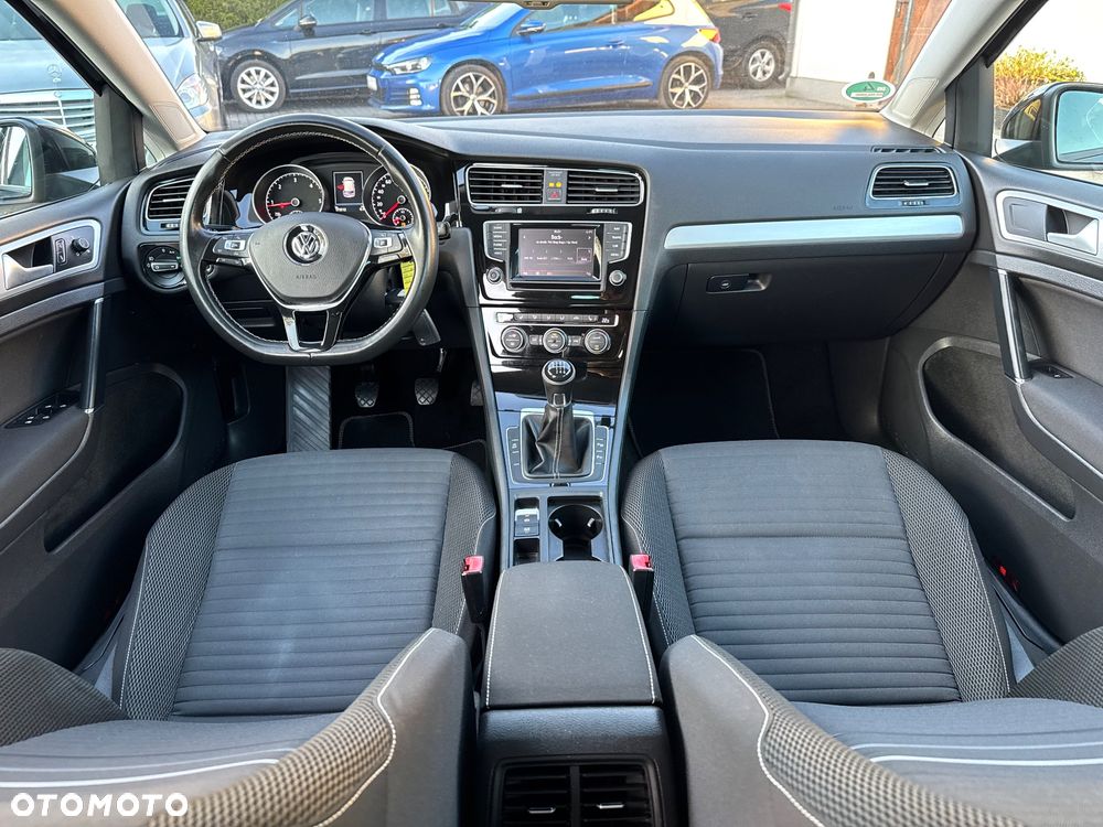 Volkswagen Golf 2.0 TDI BlueMotion Technology Cup - 10