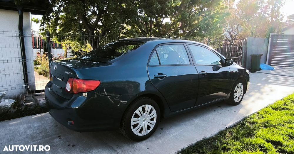 Toyota Corolla 1.4 Sdn. Terra - 7