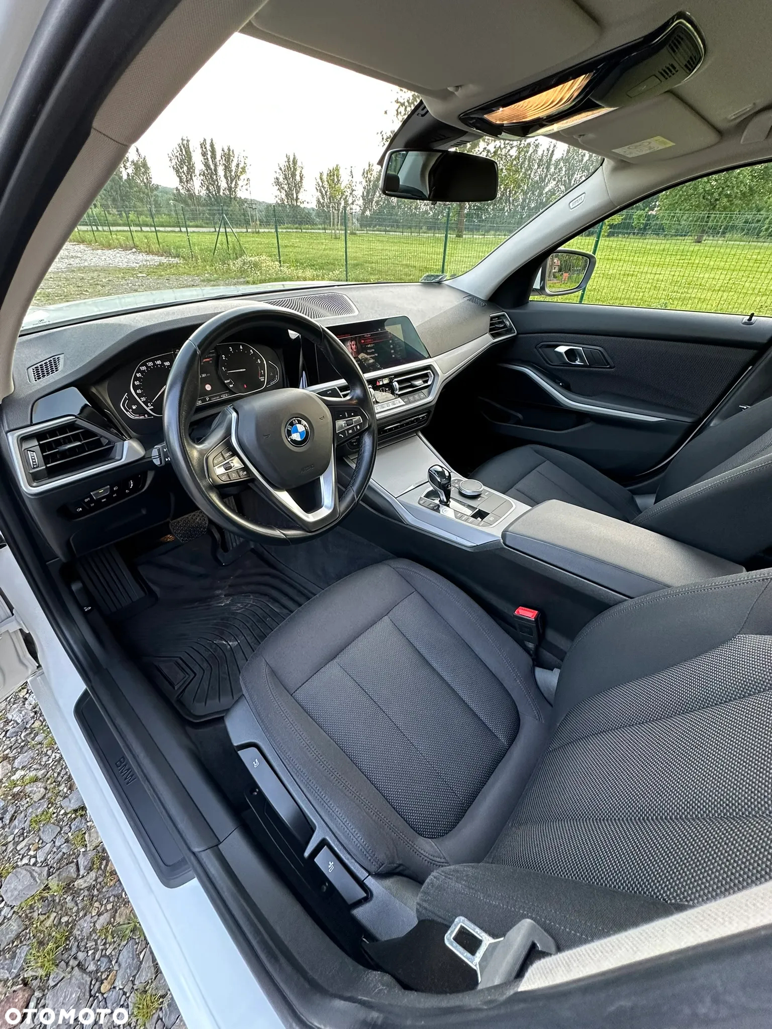 BMW Seria 3 318i Business Edition - 19