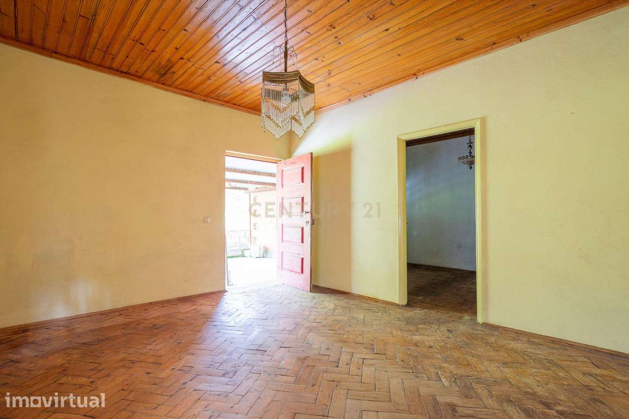 Moradias para Reabilitação em Vila Nova de Poiares - Grande imagem: 3/30