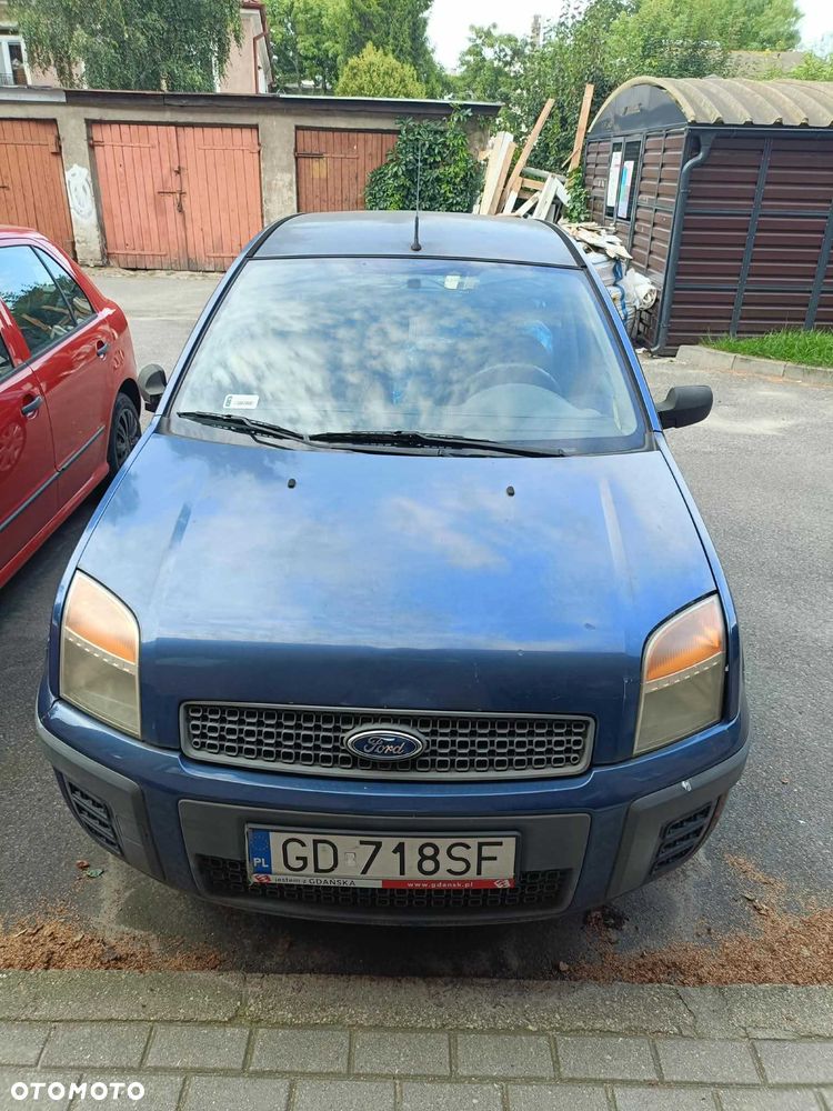 Ford Fusion - 2