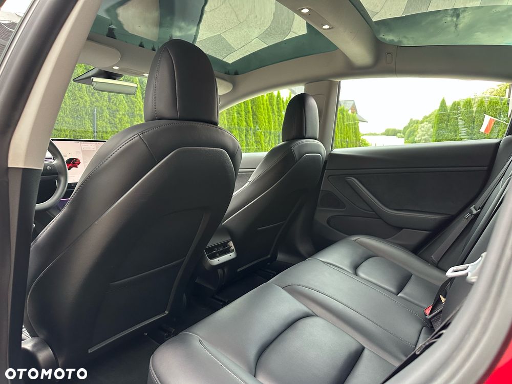 Tesla Model 3 Performance AWD - 21
