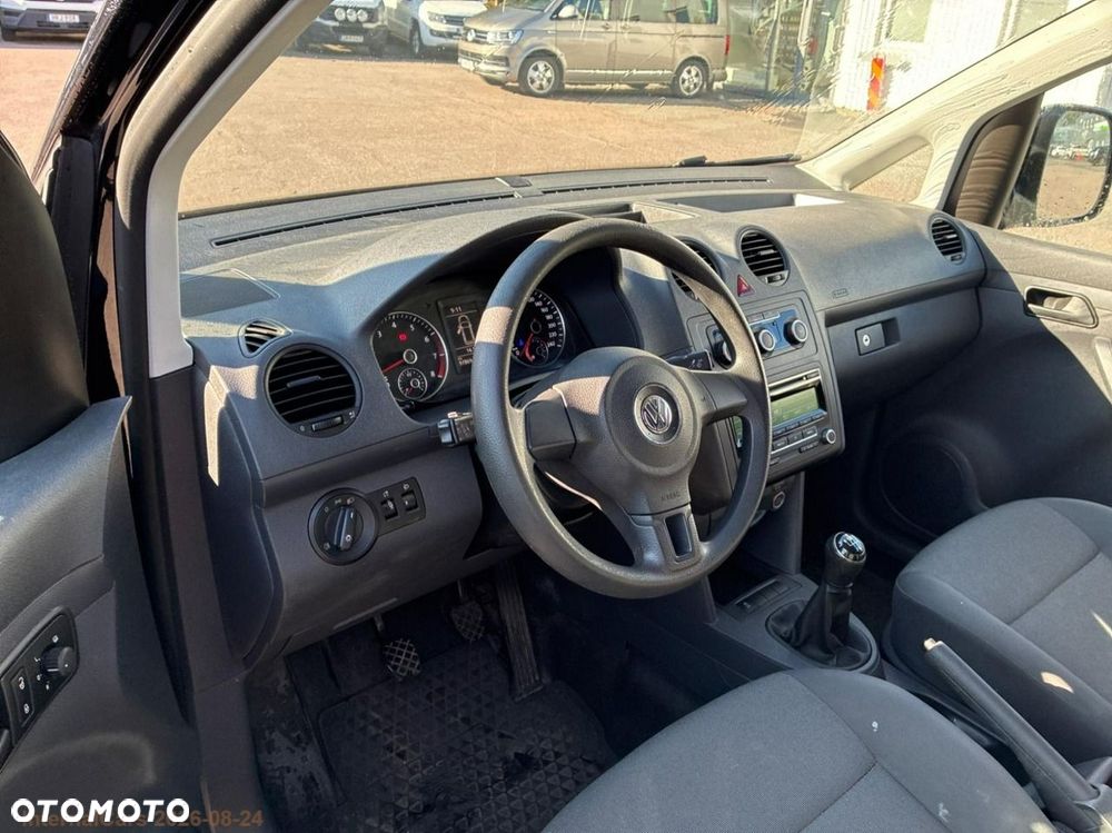 Volkswagen Caddy - 10