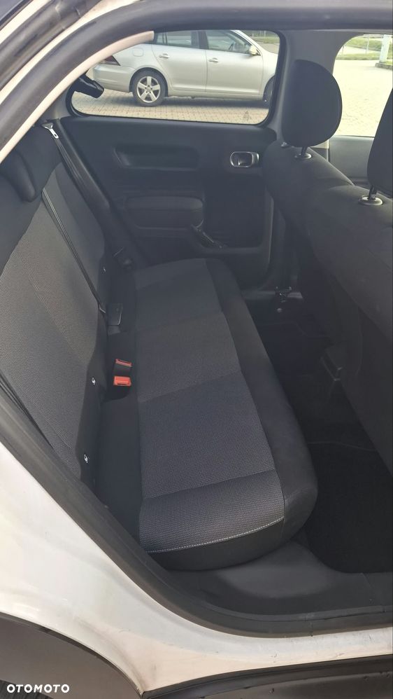 Citroën C4 Cactus - 22