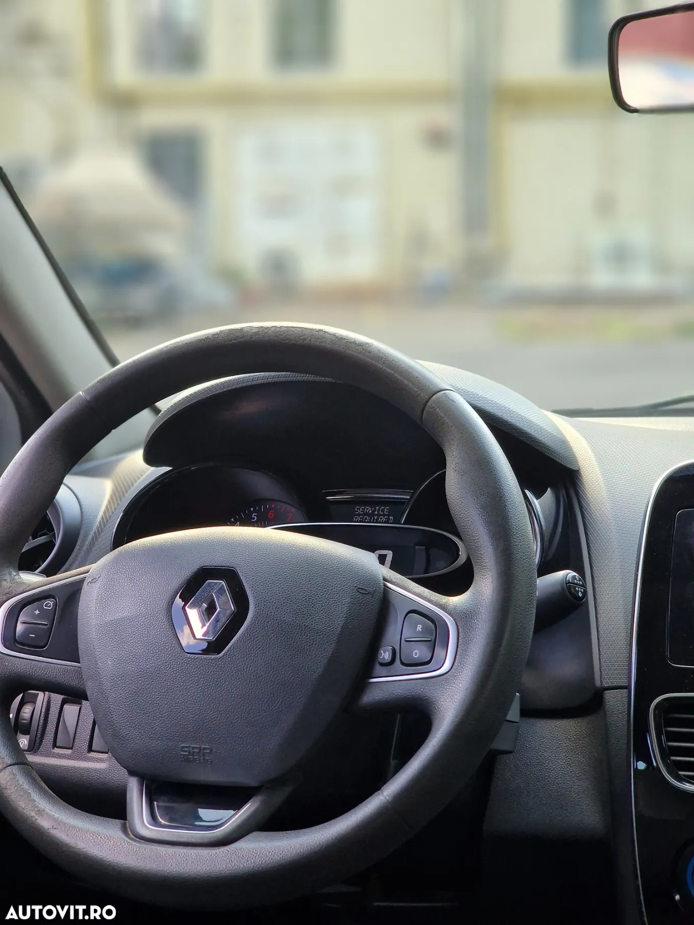 Renault Clio IV 1.2 Life - 9