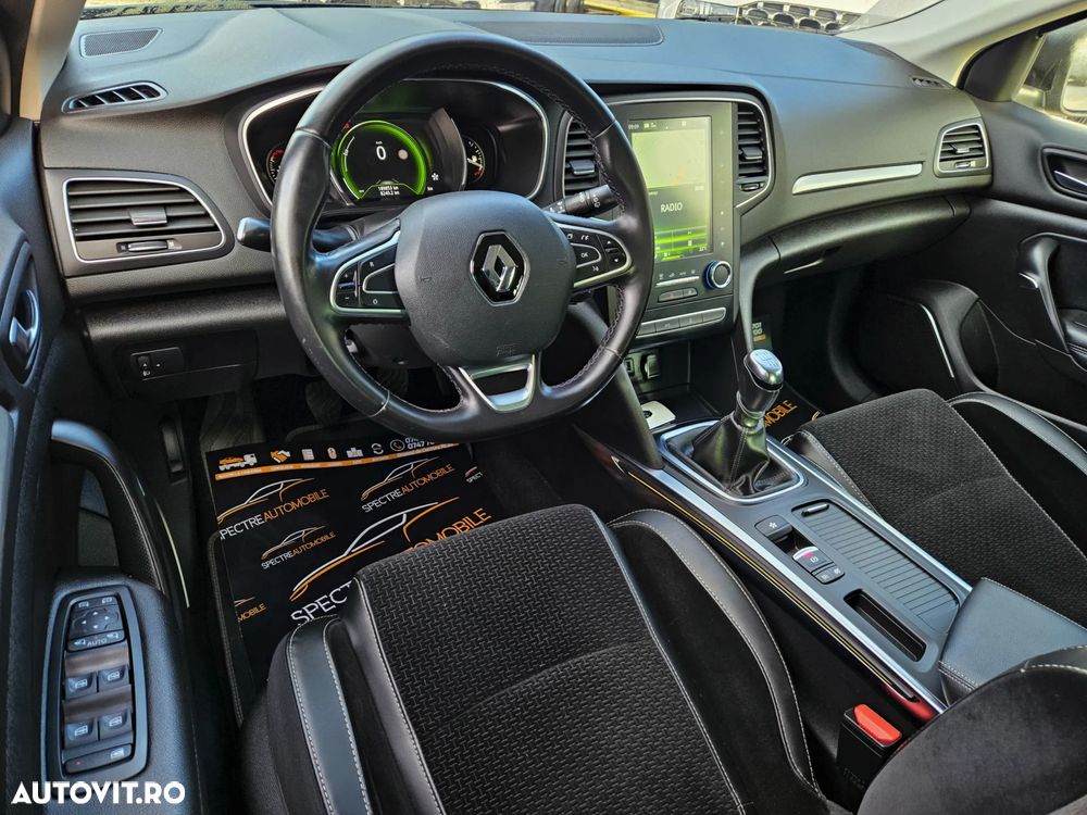 Renault Megane TCe 140 GPF INTENS - 9
