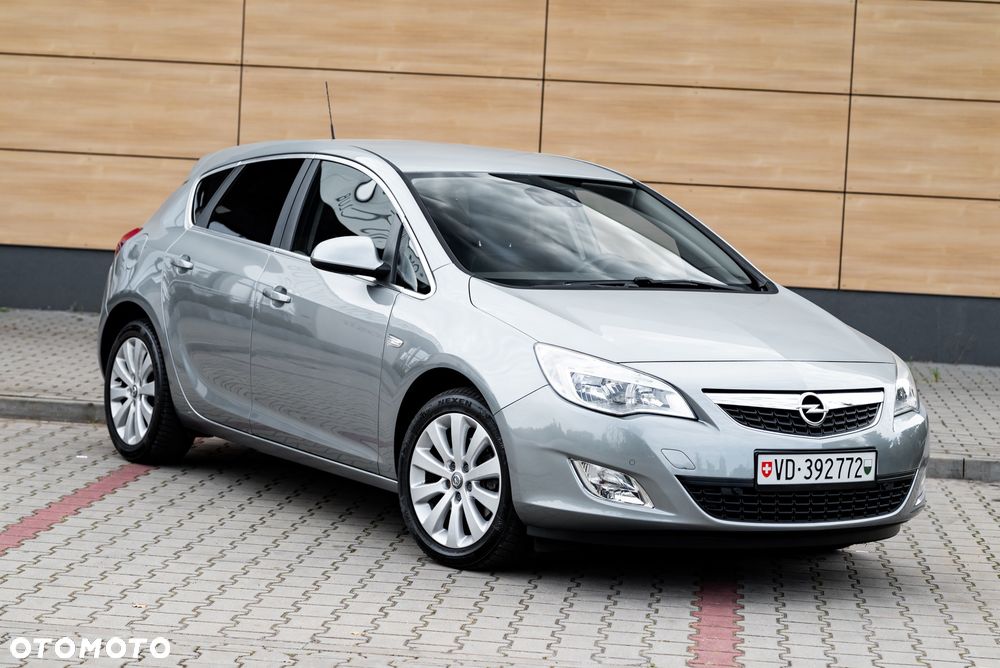 Opel Astra 1.6 Turbo Sport - 5