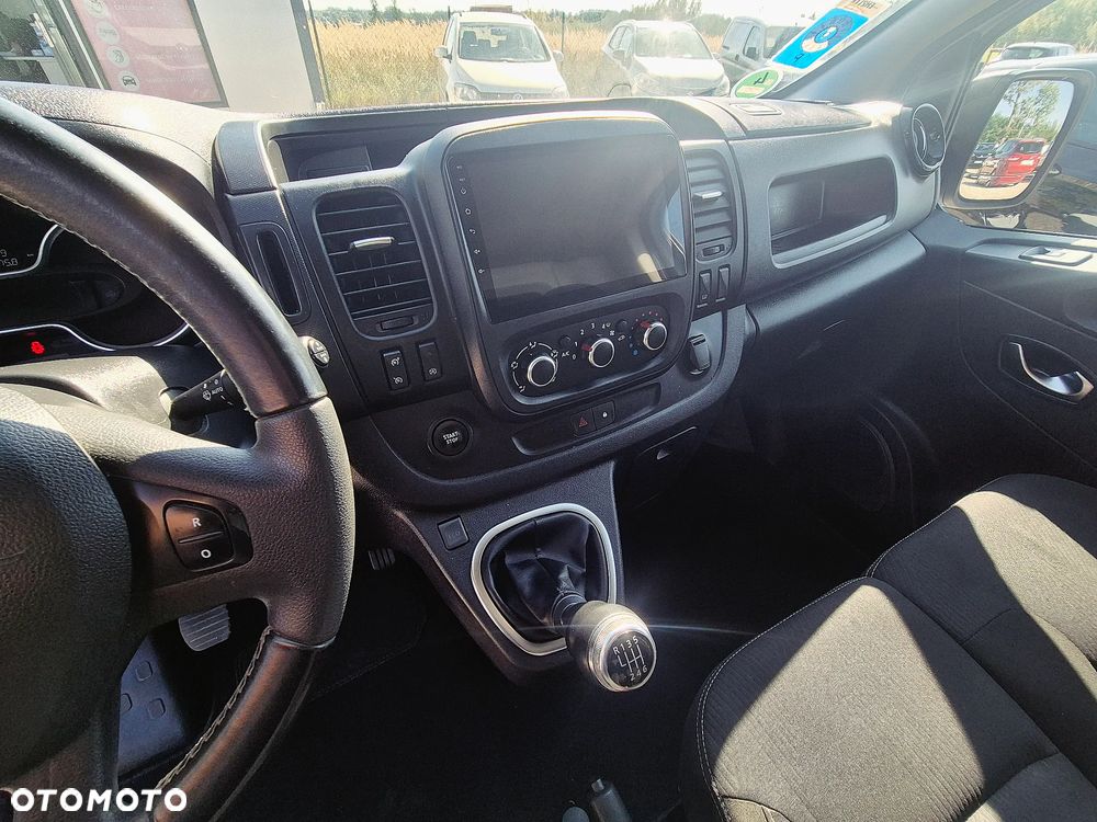 Renault TRAFIC - 23