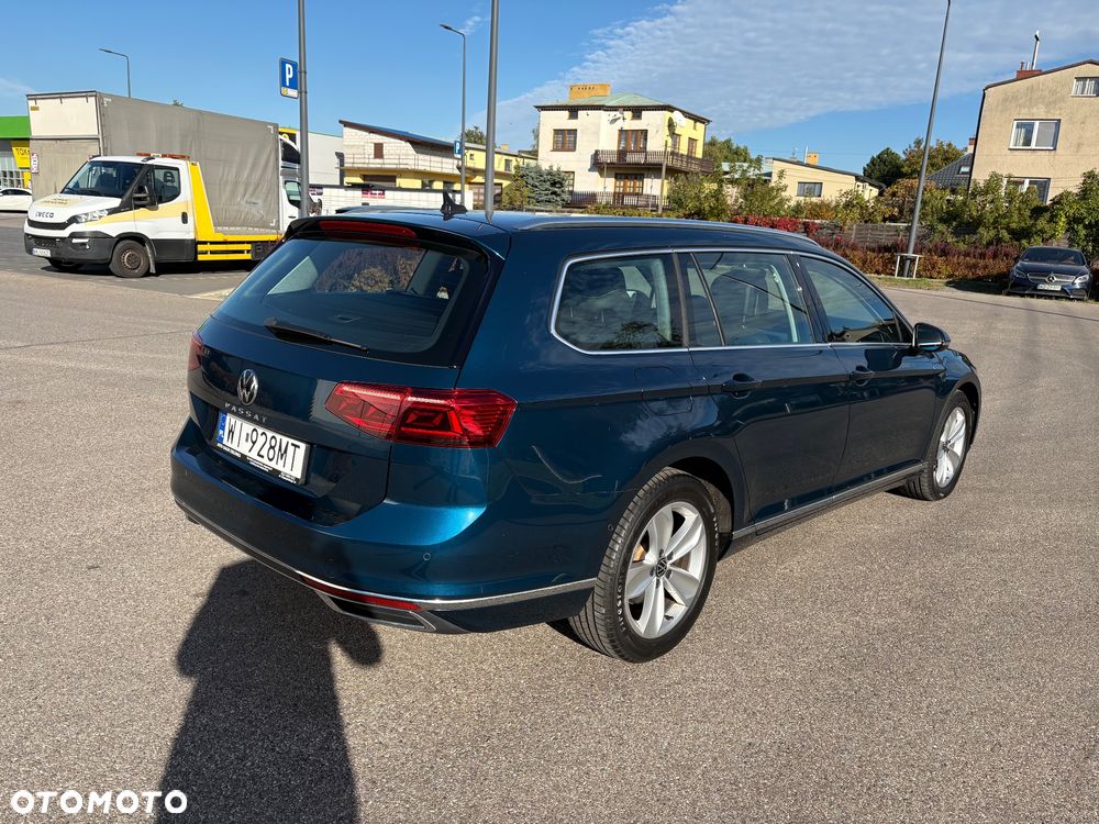 Volkswagen Passat 2.0 TDI EVO Elegance DSG - 4