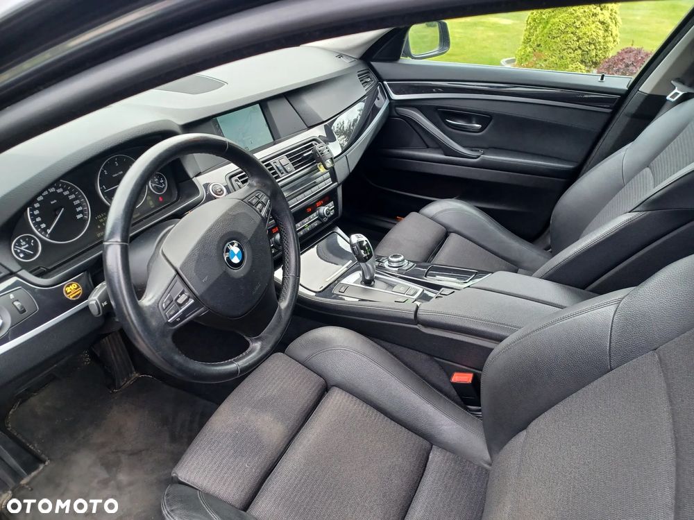 BMW Seria 5 520d - 20