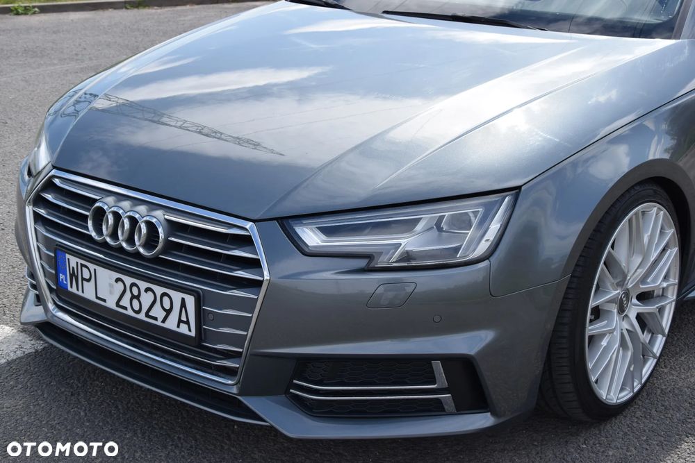 Audi A4 Limousine - 14